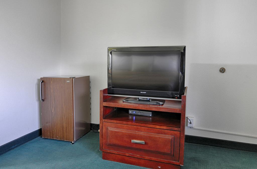 The Palms Motel Portland Bagian luar foto